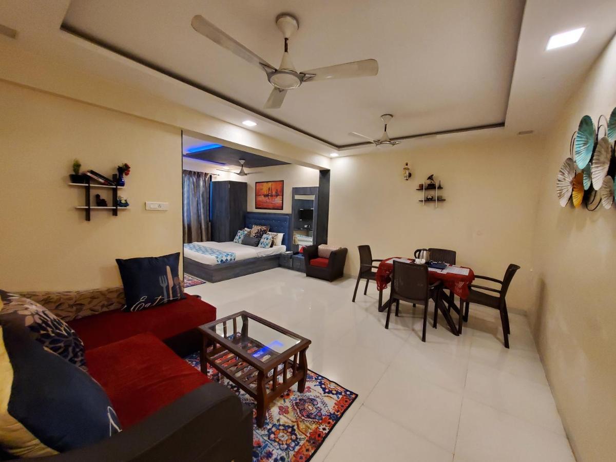 Hotel Mari Aai Residency Navi Mumbai Bagian luar foto