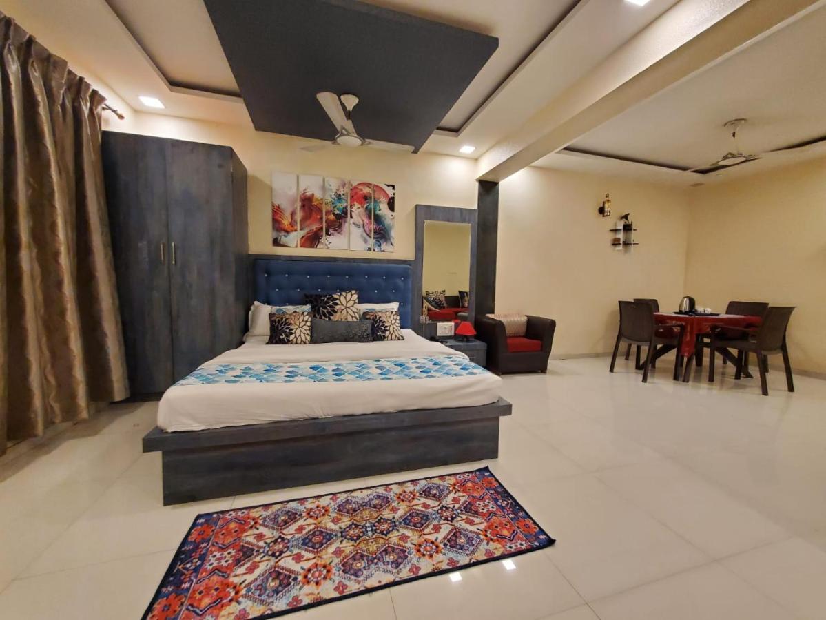 Hotel Mari Aai Residency Navi Mumbai Bagian luar foto