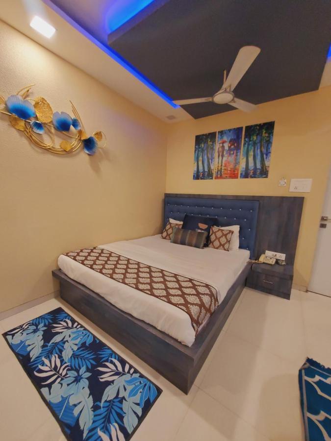 Hotel Mari Aai Residency Navi Mumbai Bagian luar foto