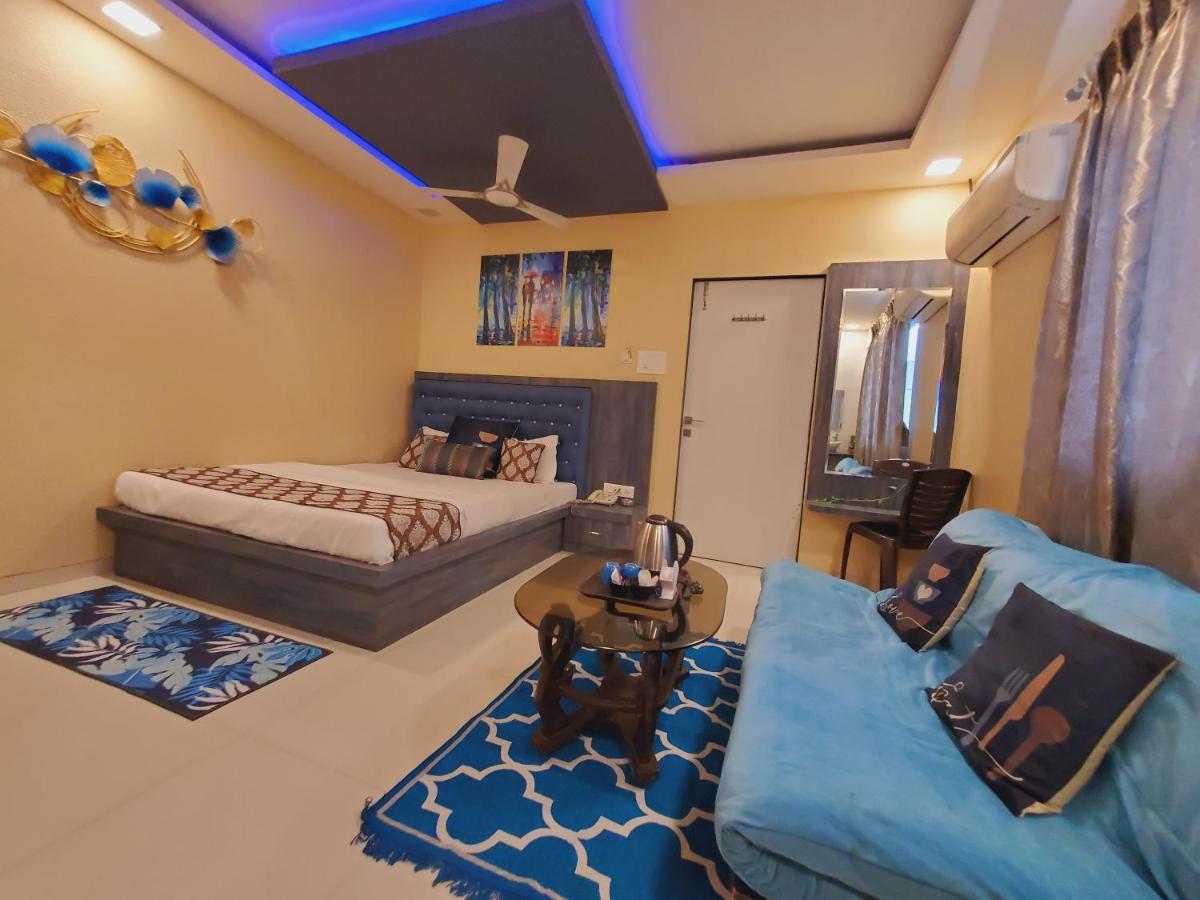 Hotel Mari Aai Residency Navi Mumbai Bagian luar foto