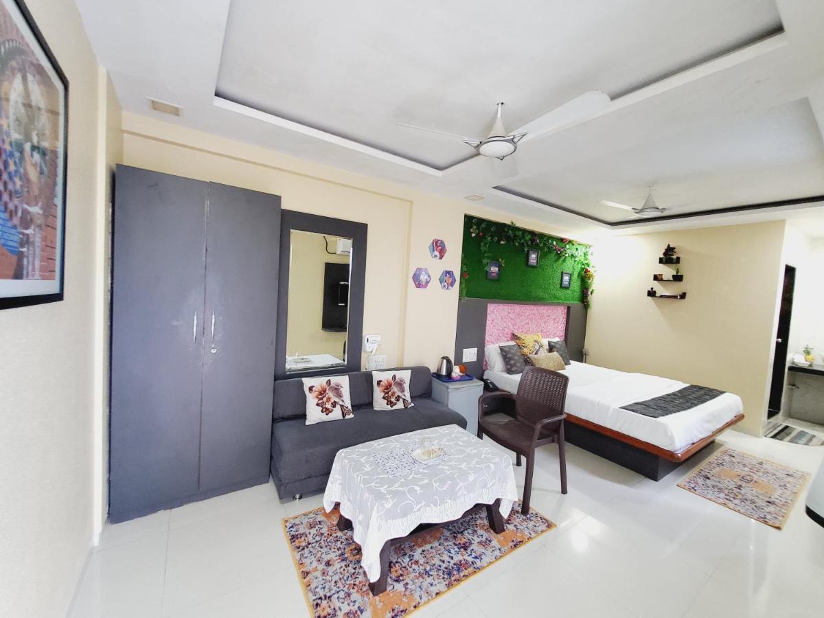 Hotel Mari Aai Residency Navi Mumbai Bagian luar foto